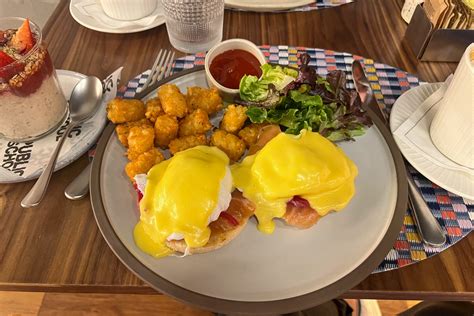 courtyard free breakfast|The Complete Guide to Marriott Bonvoy Elite Breakfast Benefits.